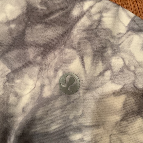 Tie dye lululemon leggings *SOLD* - Picture 6 of 7